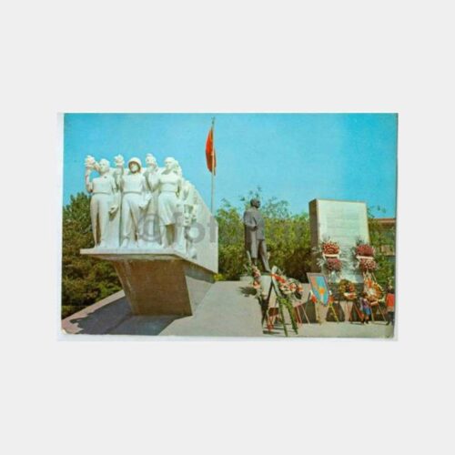 1970 Eskişehir Atatürk Anıtı Görünüş Kartpostal