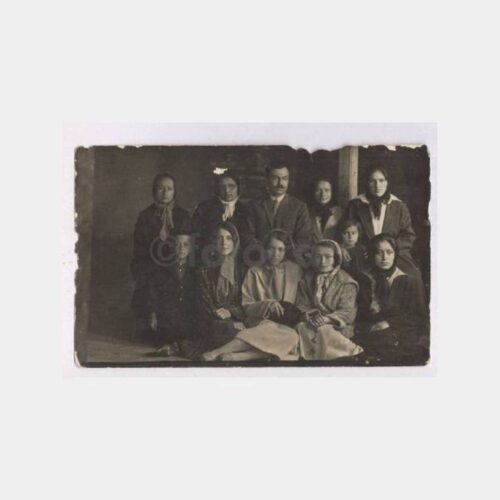 1930 Başörtülü Kadınlar Grup Fotoğraf