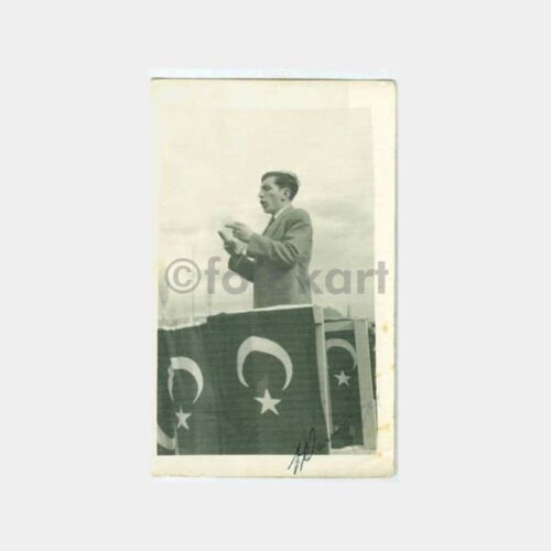 1951 Turhal Konuşmacı Konulu Fotoğraf