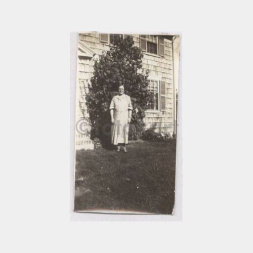 Tarihi Ev ve Kadın Görünüş Fotoğraf