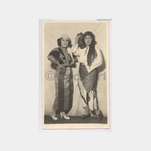 Folklor Konulu Kadın Görünüş Fotoğraf