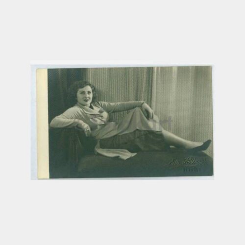 1955 Güzel Kadın Görünüş Stüdyo Fotoğraf