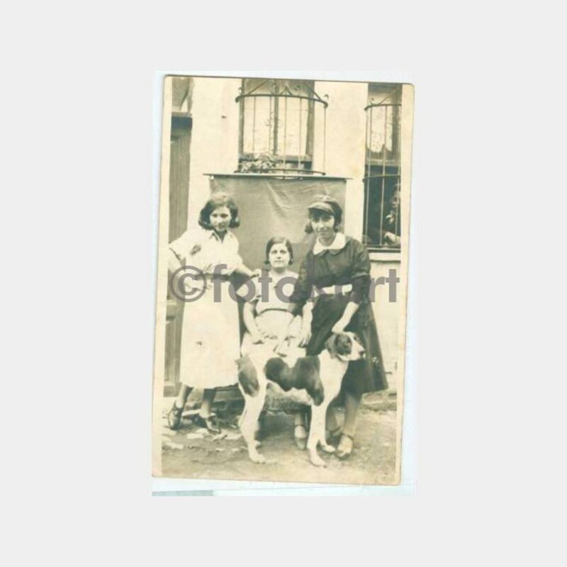 1932 Tarihi Ev Önünde Kızlar Görünüş Fotoğraf