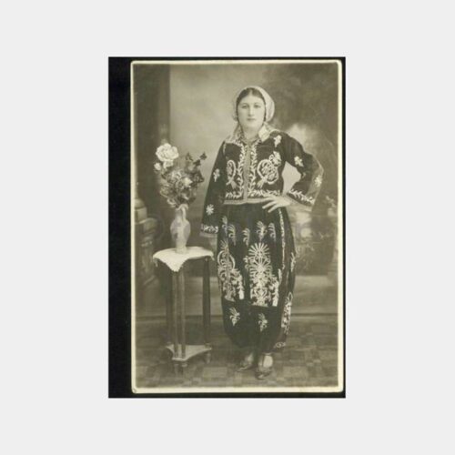 1932 Folklor Konulu Değerli Fotoğraf