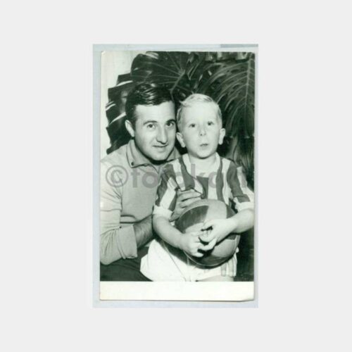 1966 Futbolcu Çocuk ve Babası Fotoğraf
