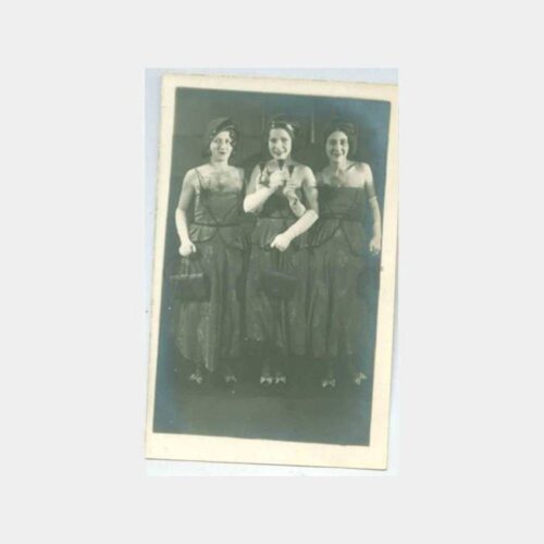 1940 Üç Şık Kadın Görünüş Fotoğraf