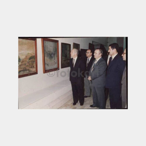 1980 Bursa Valisi Resim Sergisinde Fotoğraf