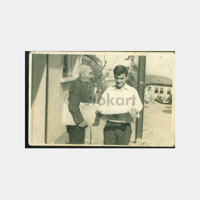 1940 Mahalle Gazete Satıcısı Fotoğraf