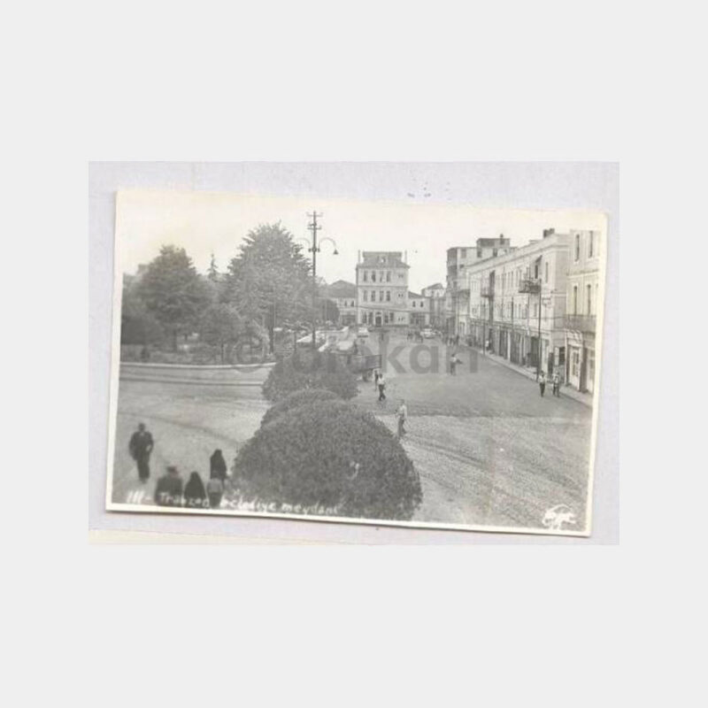 Trabzon Belediye Meydanı Görünüş Tebrik Fotokart