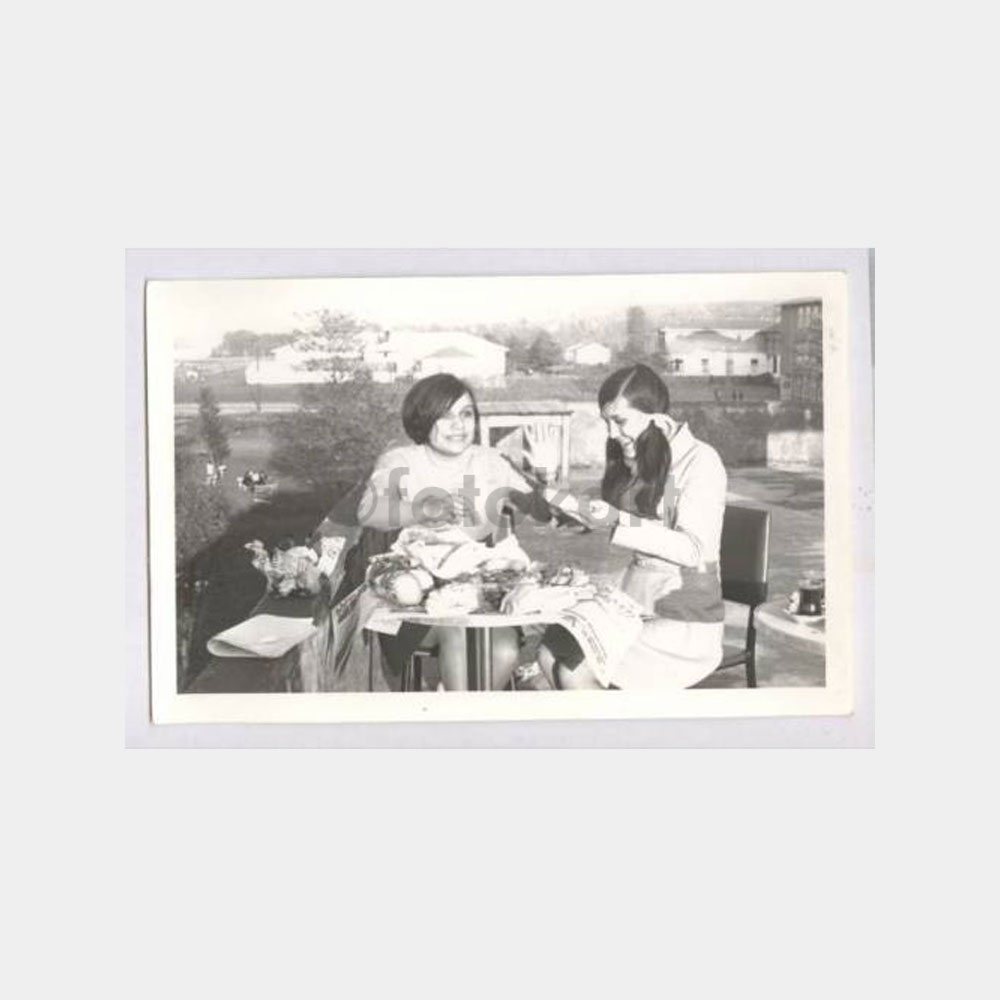 1970 Trabzon Beşikdüzü Kız Öğrenciler Fotoğraf