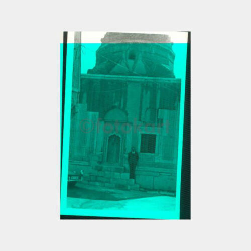 1970 Konya Medrese Kapısında Bay Fotoğraf