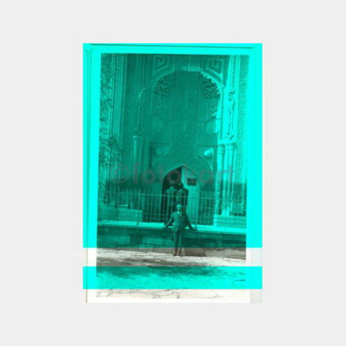 1970 Konya Medrese Kapısında Fotoğraf