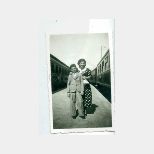 1938 Tren İstasyonunda Hatıra Fotoğraf