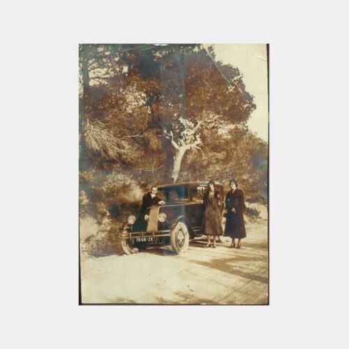 1920 Eski Otomobil ve Aile Yabancı Fotoğraf