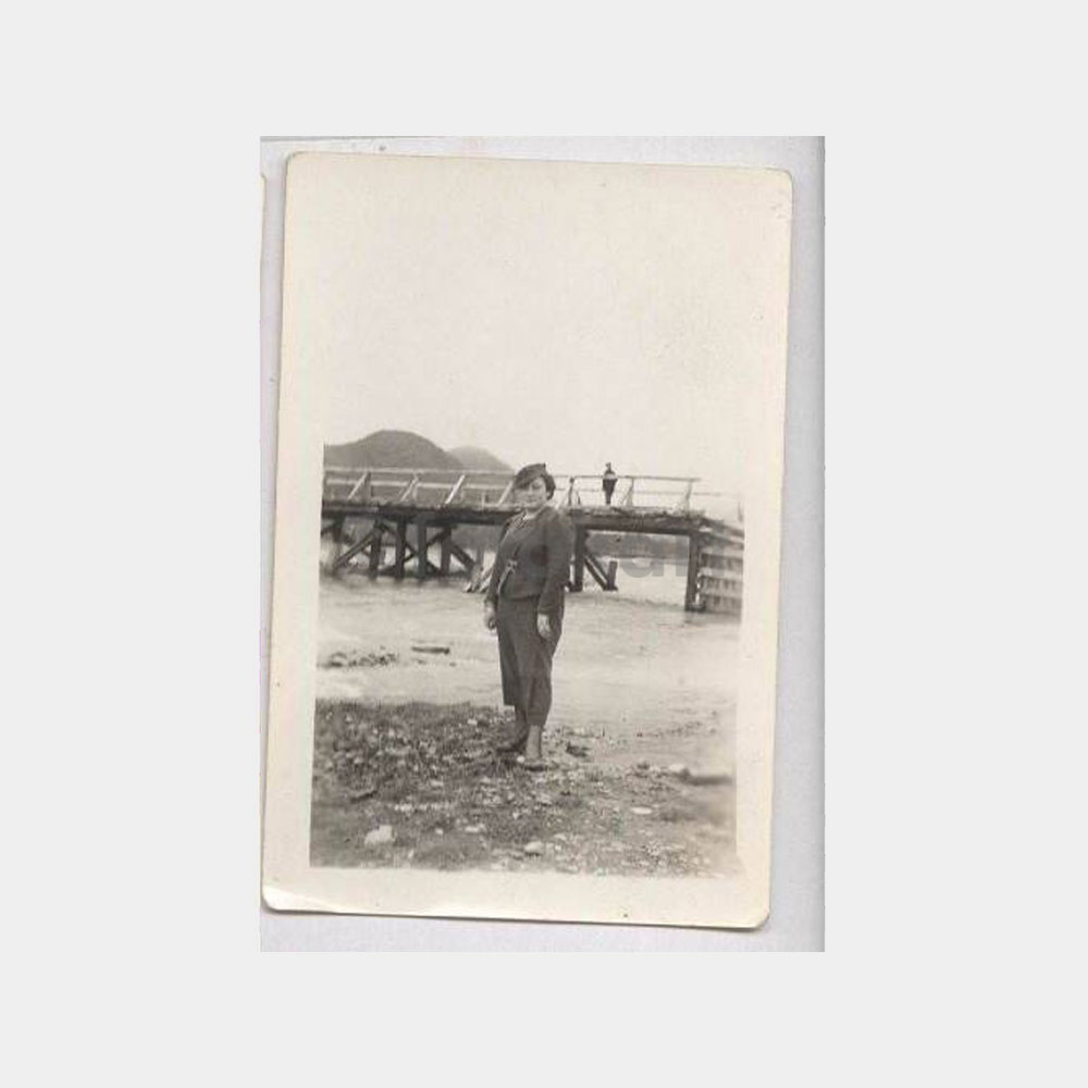 Anadolu Köprü ve Kadın Görünüş Fotoğraf