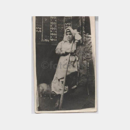 Folklorik Giysili Kadın Fotoğraf