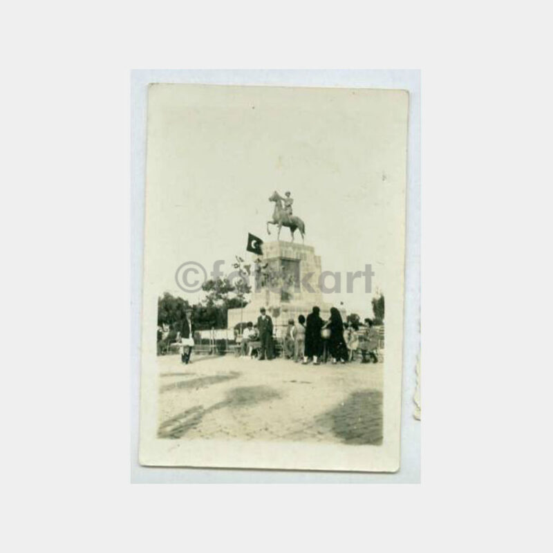 1936 İzmir -Ata Heykeli- Konulu Albüm Fotoğraf