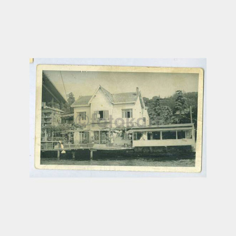 1973 Boğaziçi Köprüsü Altında Yalı Görünüş Fotoğraf