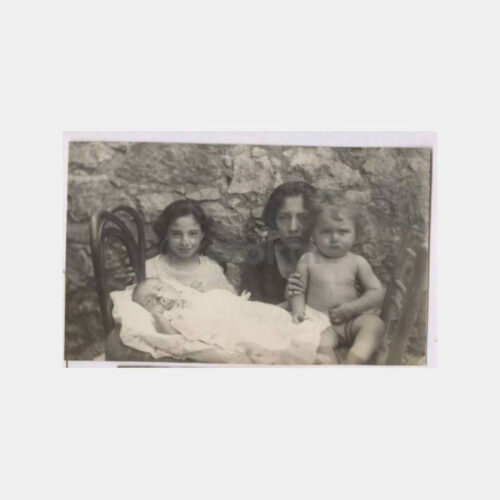 1930 Anne ve Çocukları Görünüş Fotoğraf