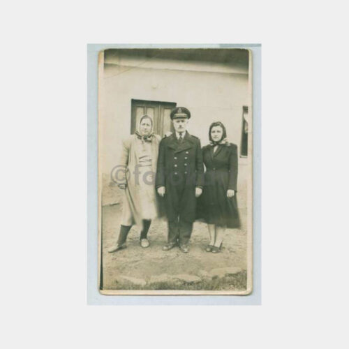 1930 Görevli Memur ve Ailesi Fotoğraf