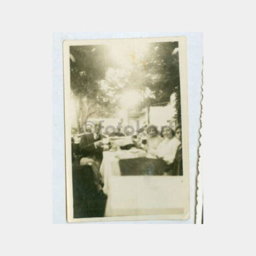 1930 Çay Bahçesi Aile Görünüş Fotoğraf