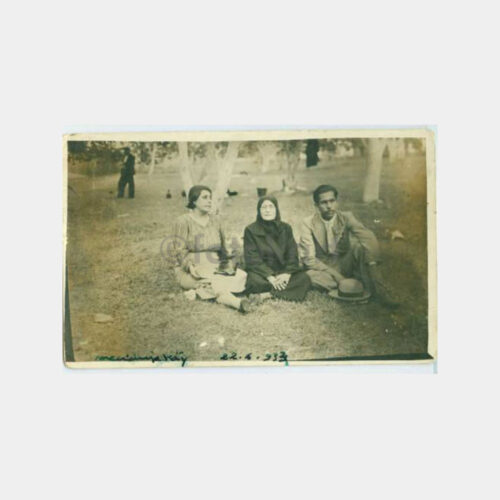 1933 Mecidiyeköy Dutluklarında Aile Fotoğraf