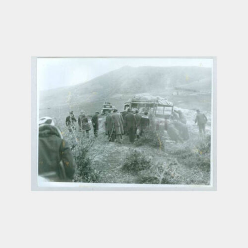 1930 Bursa Yolu Çamura Saplanan Otomobil Fotoğraf