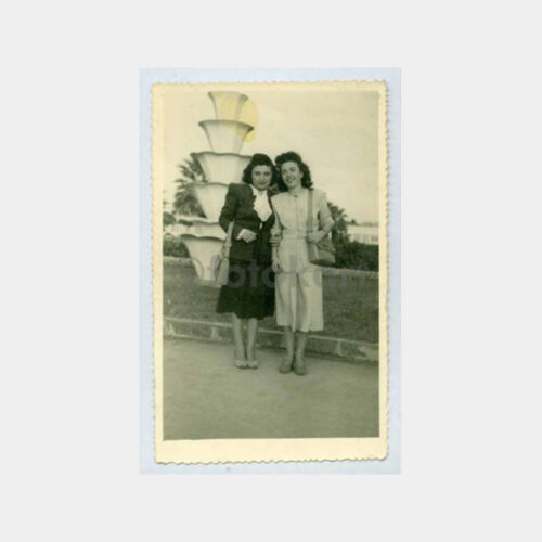 1940 İzmir Fuarı - Kadınlar Görünüş Fotoğraf