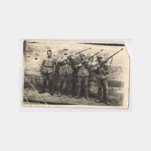 1950 Tüfekli Askerler Görünüş Fotoğraf