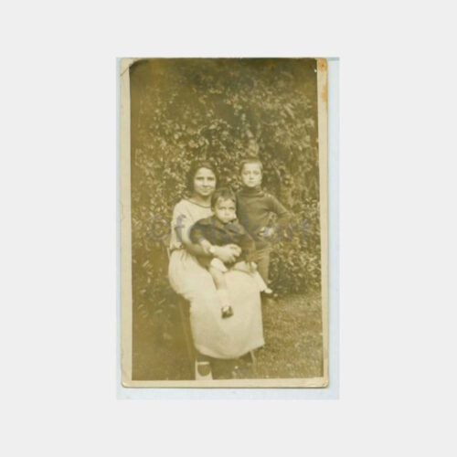 1926 Anne ve Çocukları Görünüş Fotoğraf