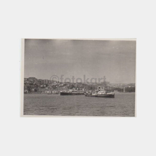 1940 İstanbul Dolmabahçe Önü Gemiler Vapur Fotoğraf