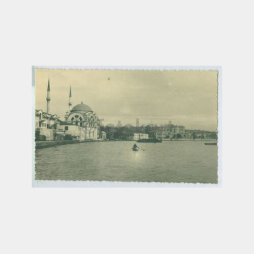 1940 Dolmabahçe ve Fındıklı Sahili Kartpostal