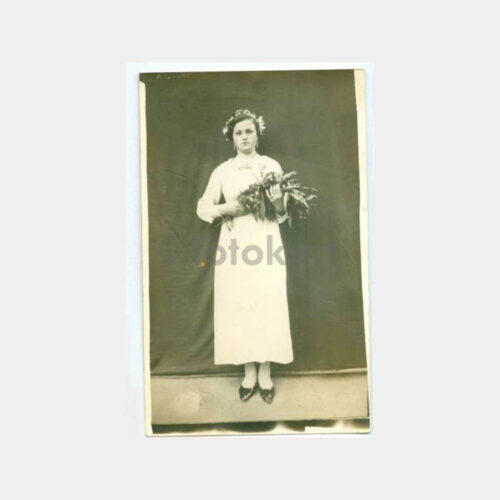 1930 Taçlı Kadın Görünüş Fotoğraf