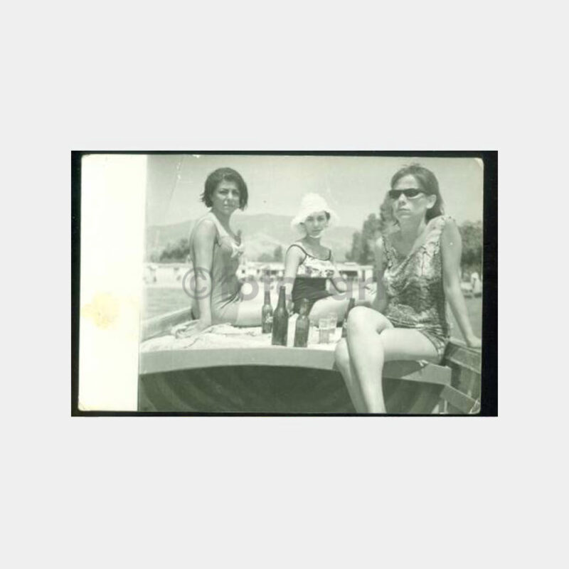 1962 Plaj Sandalda Kadınlar Görünüş Fotoğraf