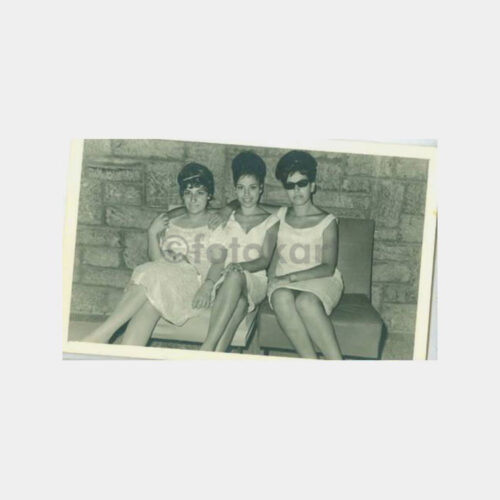 Üç Kadın Görünüş Albüm Fotoğraf