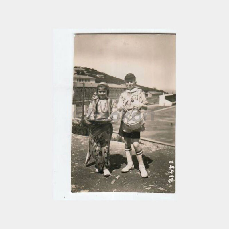 1952 23 Nisan Çocukları Konulu Fotoğraf