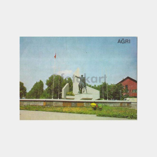 1978 Ağrı Atatürk Heykeli Konulu Kartpostal