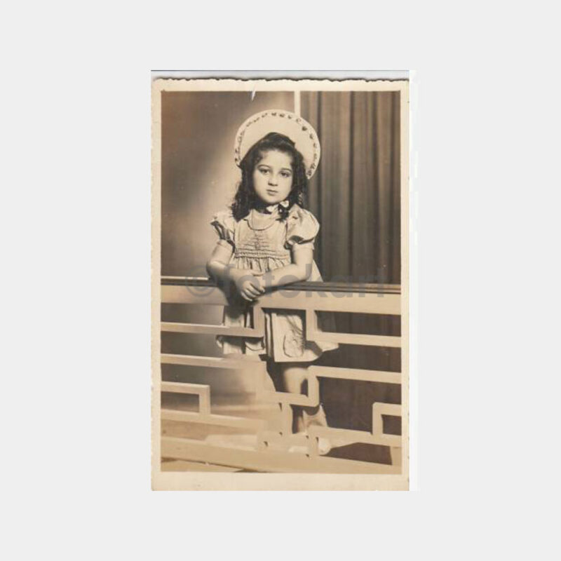 1944 İzmir Foto Ar - Karşıyaka Kız Çocuk Fotoğraf