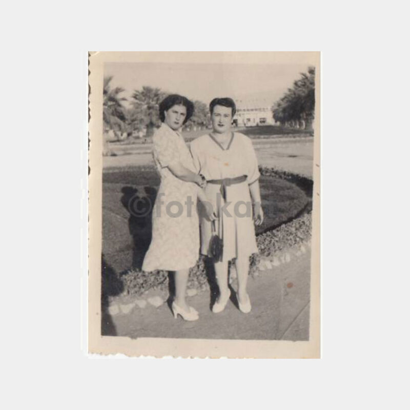 1947 İzmir Fuarı Kadın Konulu Fotoğrafı