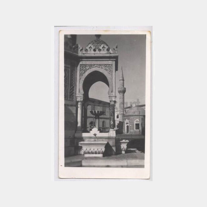 1948 İzmir Saat Kulesi Çeşme Detayı Fotoğraf