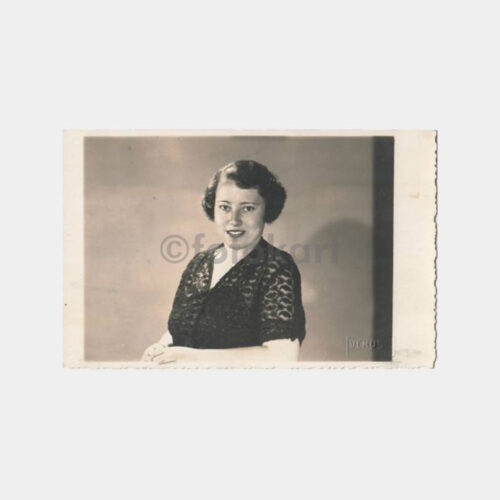 1940 Kadıköy Foto Venüs - Kadın Konulu Stüdyo Fotoğraf