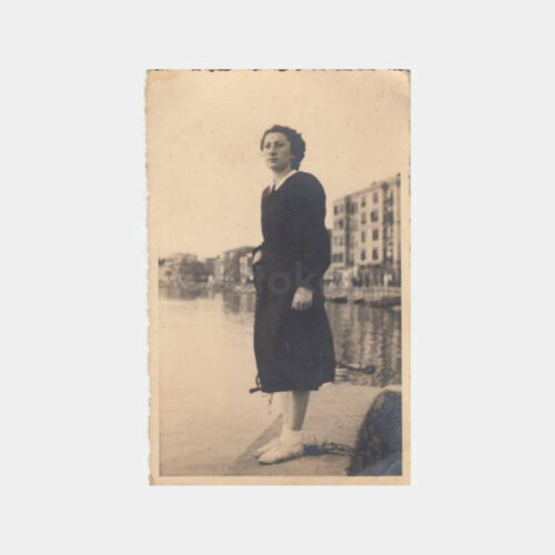 1947 Kadıköy Rıhtım Caddesi Kadın Konulu Fotoğraf