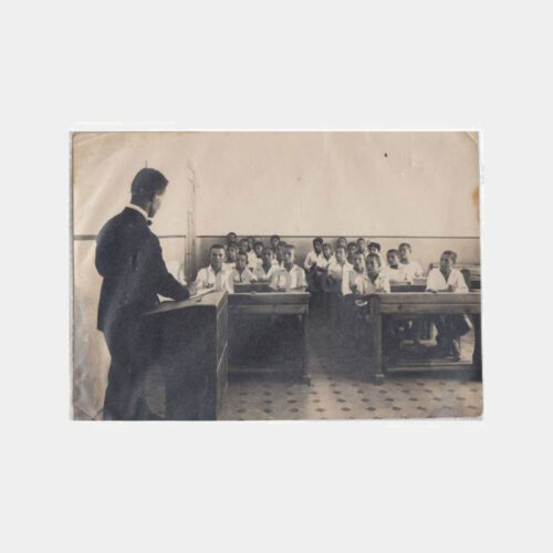 1930 Anadolu Okul Dershanesi Grup Fotoğraf