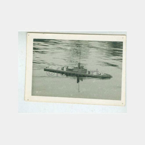1940 Gölde Oyuncak Gemi Görünüş Fotoğraf