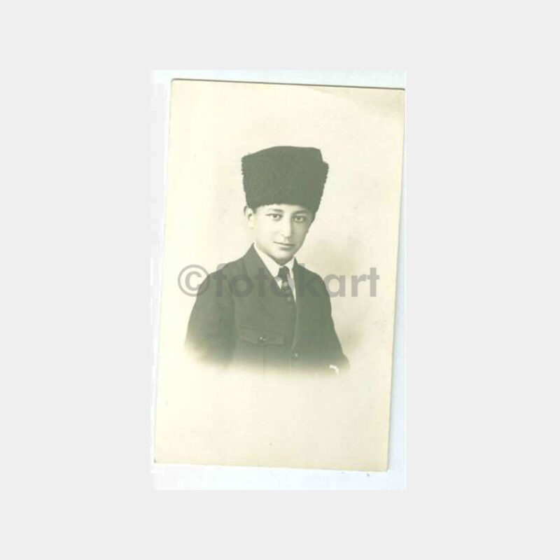 1925 Kalpaklı Genç Görünüş Fotoğraf