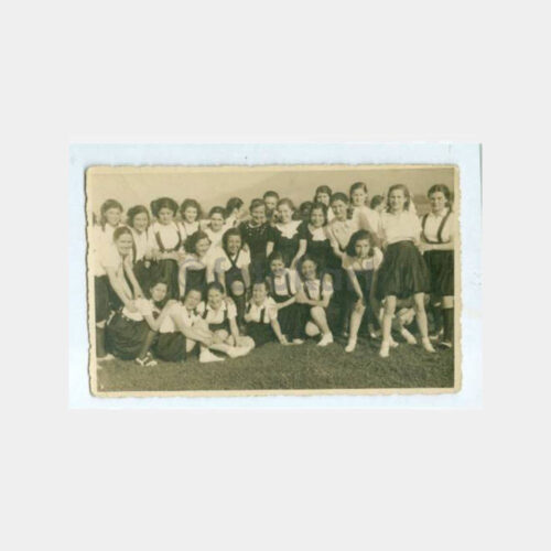 1940 Sporcu Kız Öğrenciler Grup Fotoğraf