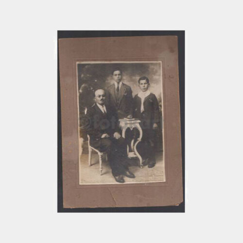 Baba Oğulları Konulu Stüdyo Fotoğraf