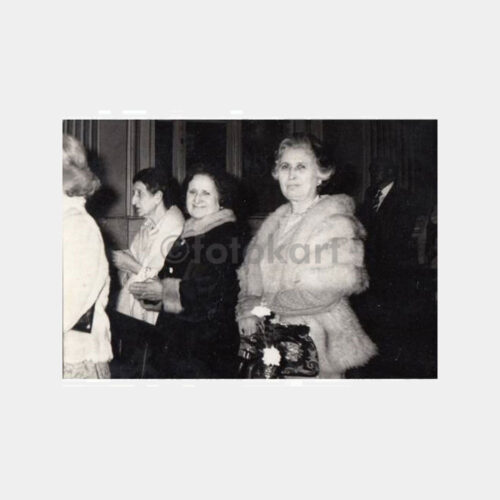 1960 Taksim Elmadağ -Foto Şenel- Kürklü Kadın Konulu Fotoğraf