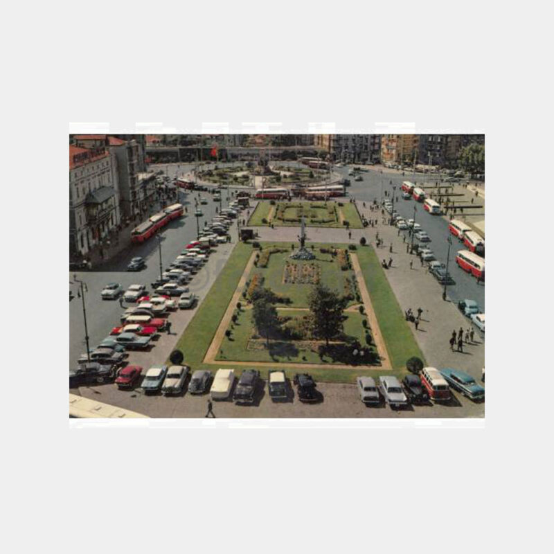 1975 İstanbul Taksim Meydanı Görünüş Kartpostal