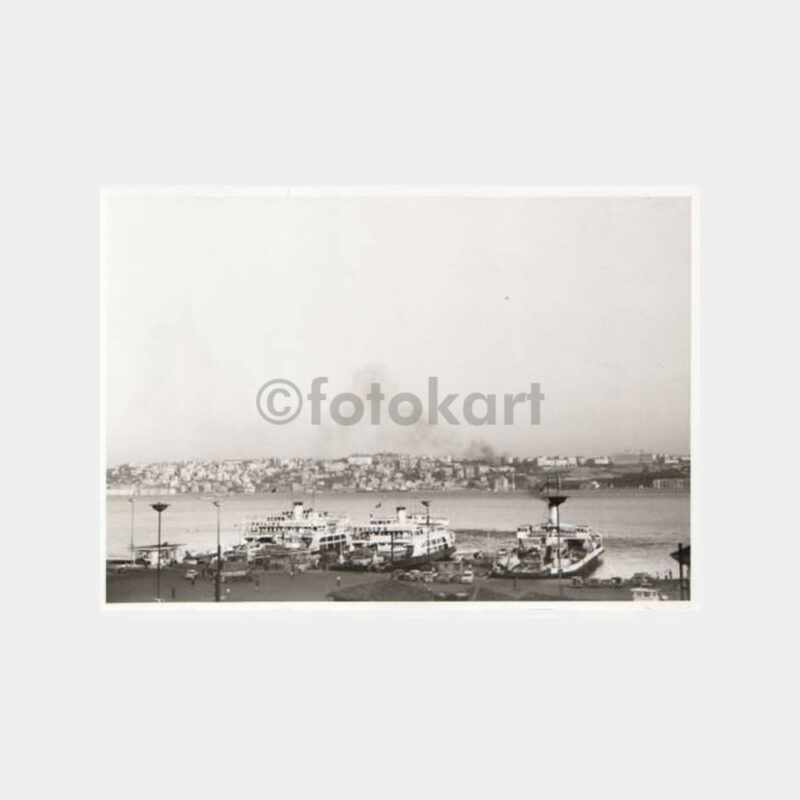 1960 Çanakkale Araba Vapurları Görünüş Fotoğraf